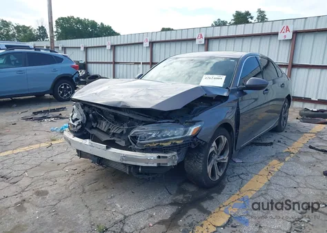2018 Honda Accord Ex z USA, uszkodzony, nr VIN 1HGCV1F40JA053972